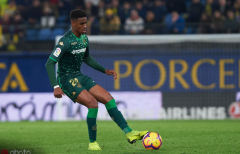 澳门新濠天地:2500万欧加1名小将,皇家贝蒂斯菲尔波在等待巴萨